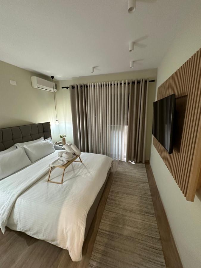 4Seasonsgea , New Modern Apartment In 티라나 외부 사진